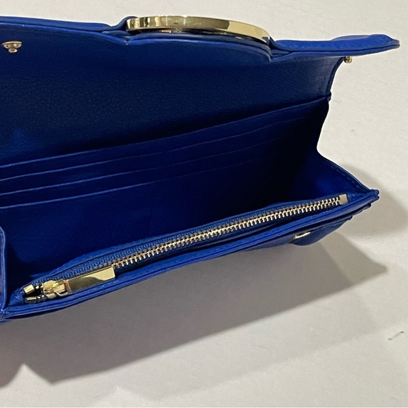 Tory Burch Blue Wallet Amanda Envelope - Picture 4 of 10
